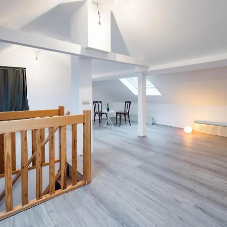 Peaceful Farmhouse In With Garden * Balesfeld